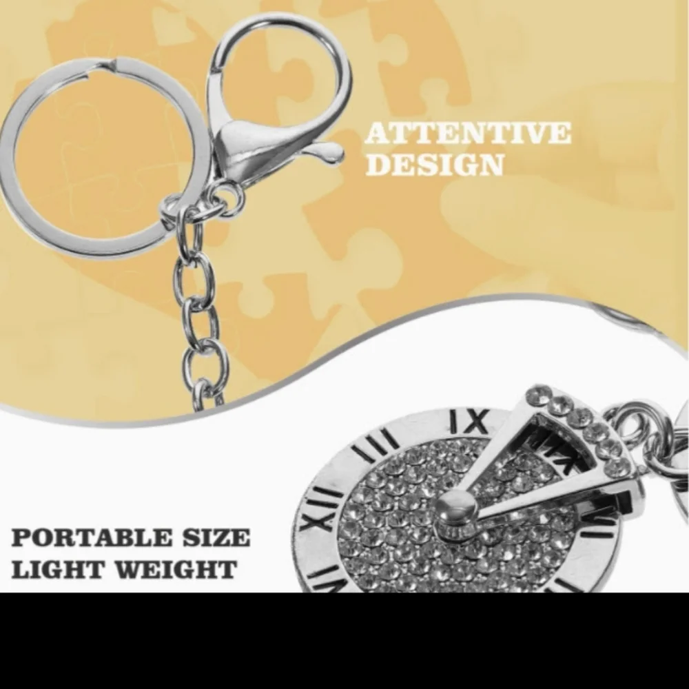 Rotating Roman Keychain